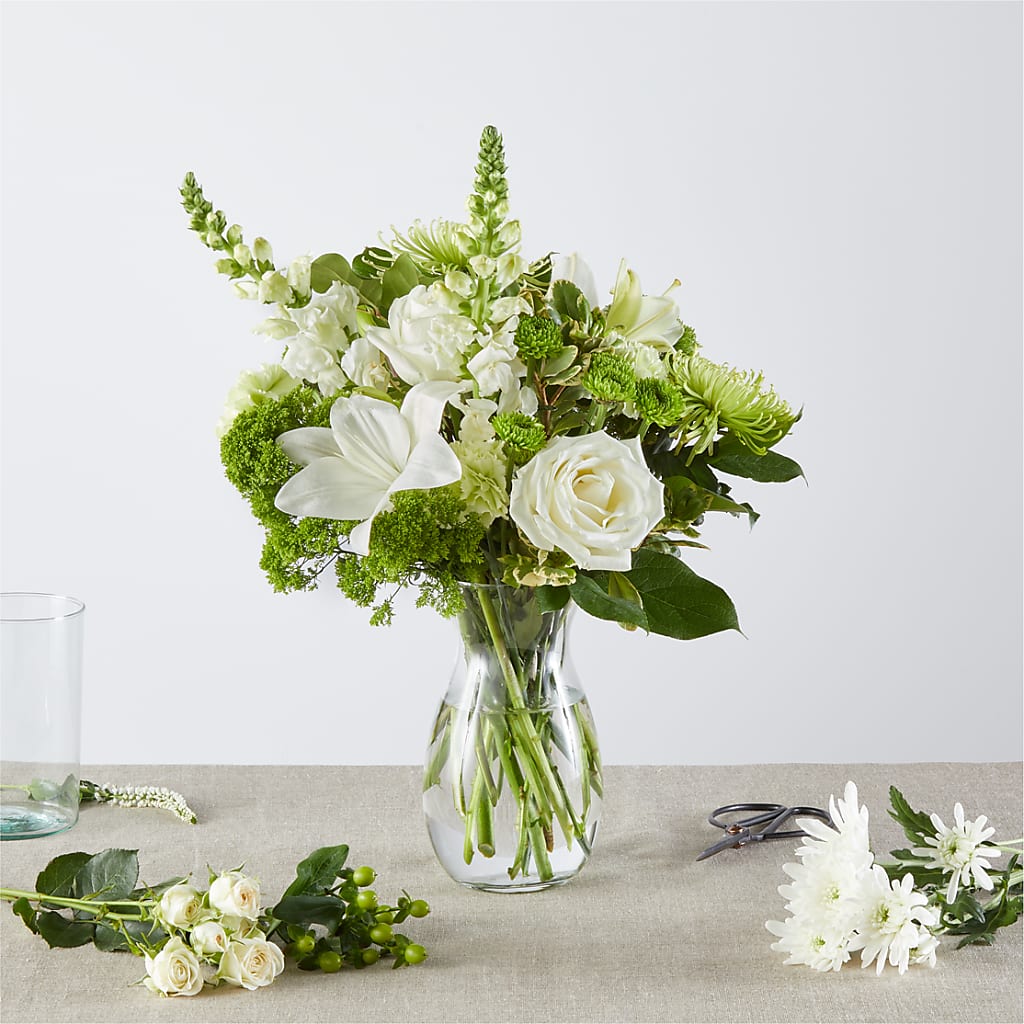Irish Garden - A Florist Original – CAAN FLORAL & GREENHOUSES LLC, Sheboygan WI