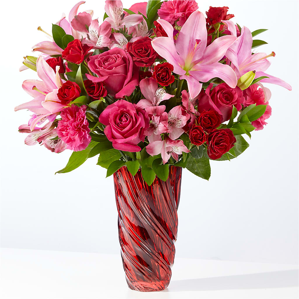 In Love Bouquet with Luxe Swirl Vase – CAAN FLORAL & GREENHOUSES LLC, Sheboygan WI