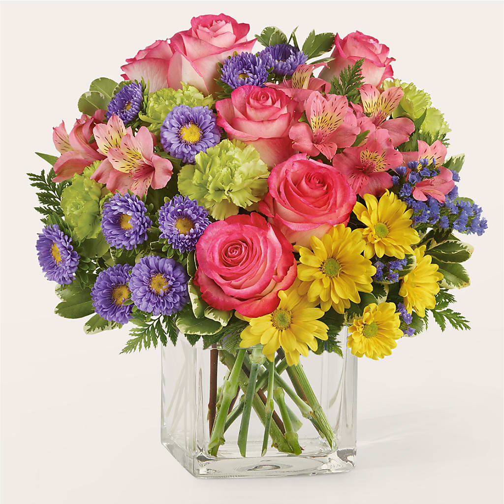 Candy Jar Bouquet – CAAN FLORAL & GREENHOUSES LLC, Sheboygan WI
