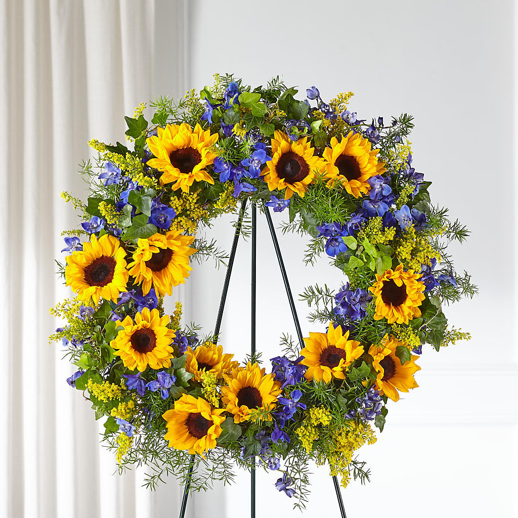 Bright Rays Wreath – CAAN FLORAL & GREENHOUSES LLC, Sheboygan WI