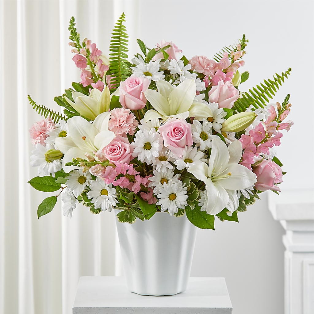 Soft Touch Tabletop Basket – CAAN FLORAL & GREENHOUSES LLC, Sheboygan WI