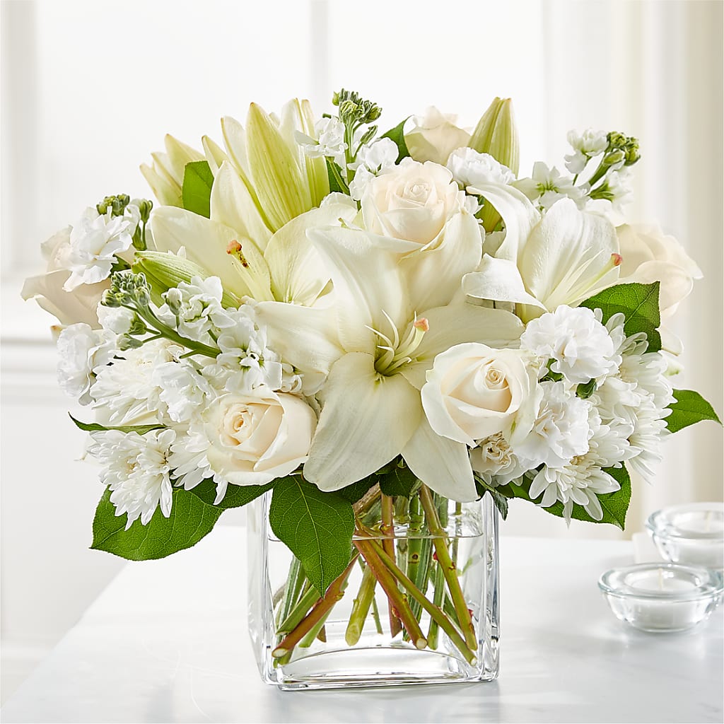 Gentle Breeze Bouquet – CAAN FLORAL & GREENHOUSES LLC, Sheboygan WI