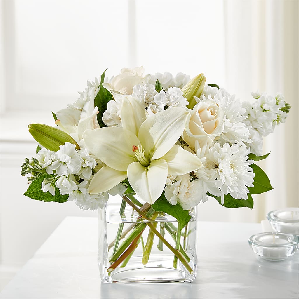 Gentle Breeze Bouquet – CAAN FLORAL & GREENHOUSES LLC, Sheboygan WI