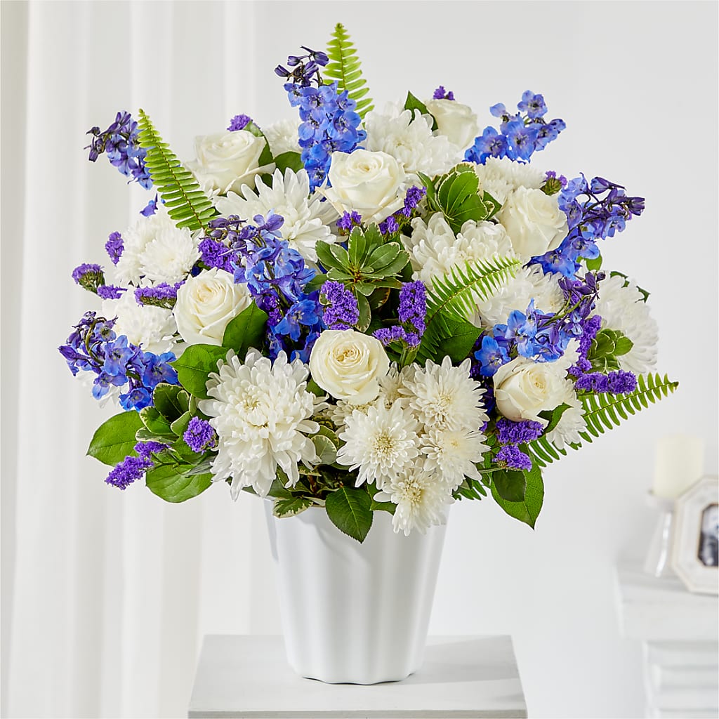 Hold Dear Tabletop Basket – CAAN FLORAL & GREENHOUSES LLC, Sheboygan WI