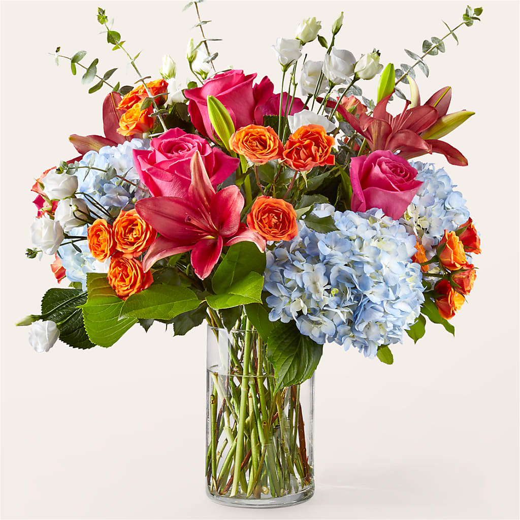 Awestruck Luxury Bouquet – CAAN FLORAL & GREENHOUSES LLC, Sheboygan WI