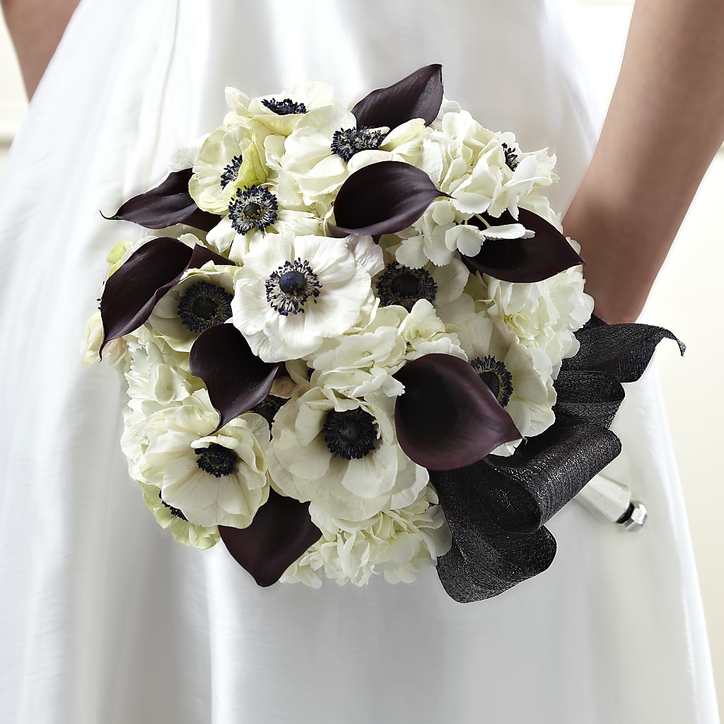 To Have and To Hold Bouquet – CAAN FLORAL & GREENHOUSES LLC, Sheboygan WI