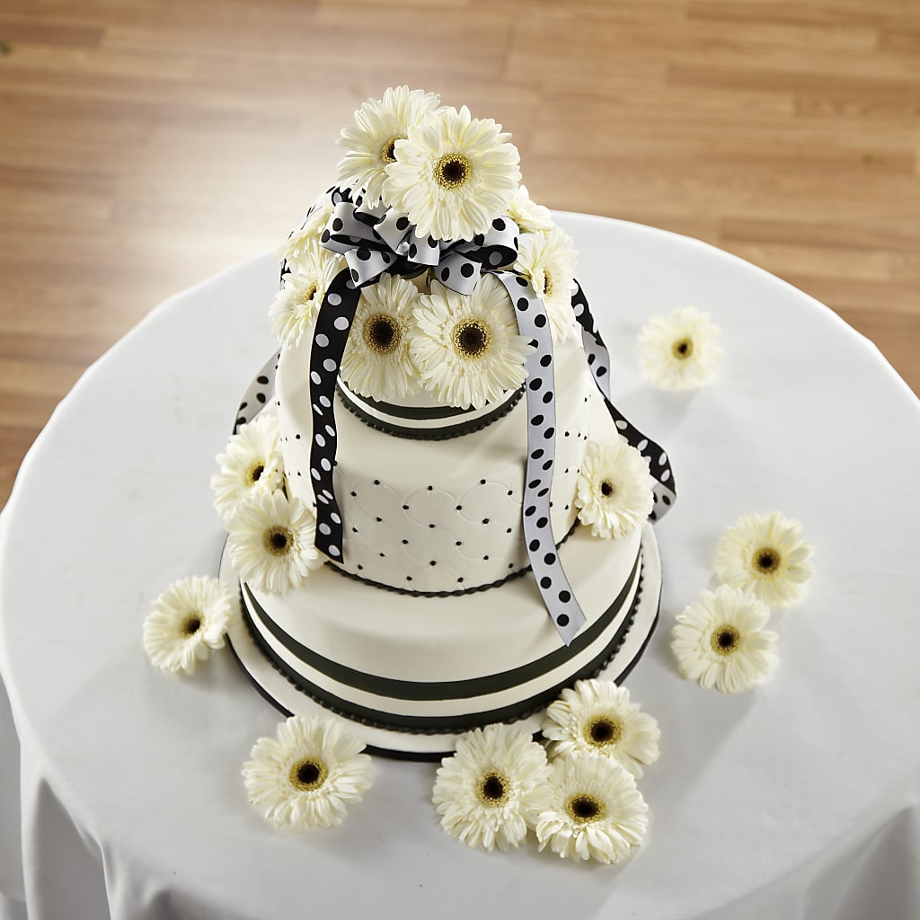 Simple Sophistication Cake Décor – CAAN FLORAL & GREENHOUSES LLC, Sheboygan WI
