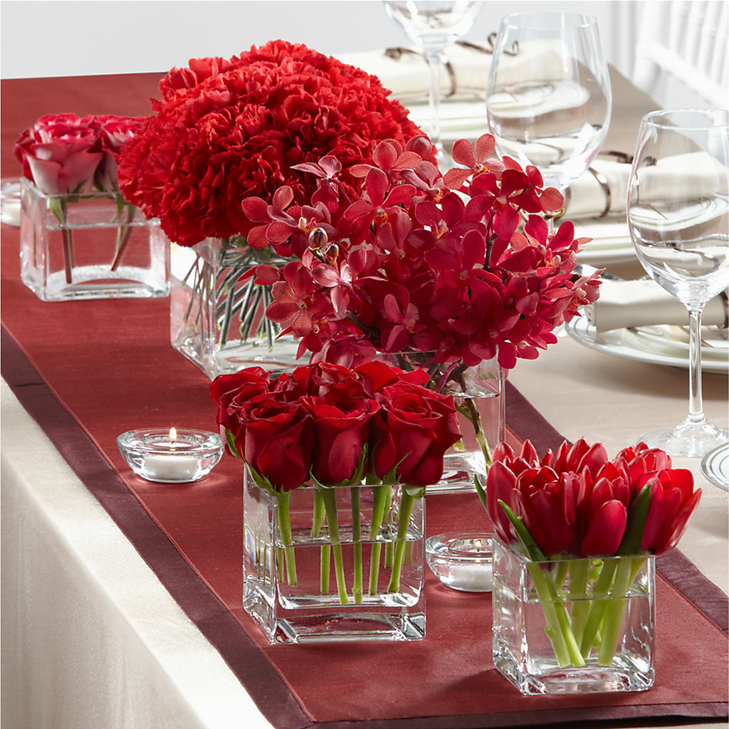 Modern Grace Centerpiece – CAAN FLORAL & GREENHOUSES LLC, Sheboygan WI