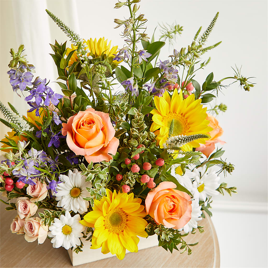 The Good Life Bouquet – CAAN FLORAL & GREENHOUSES LLC, Sheboygan WI