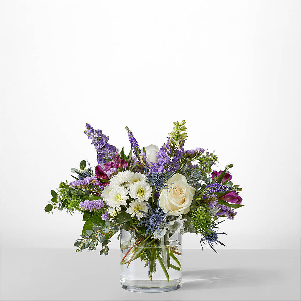 Shooting Star Bouquet – CAAN FLORAL & GREENHOUSES LLC, Sheboygan WI