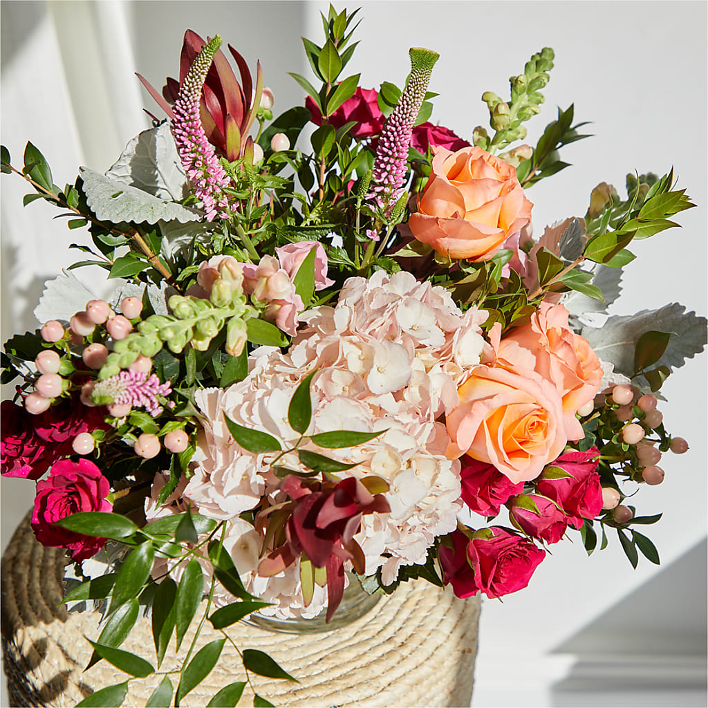 Glitz & Glam Bouquet – CAAN FLORAL & GREENHOUSES LLC, Sheboygan WI