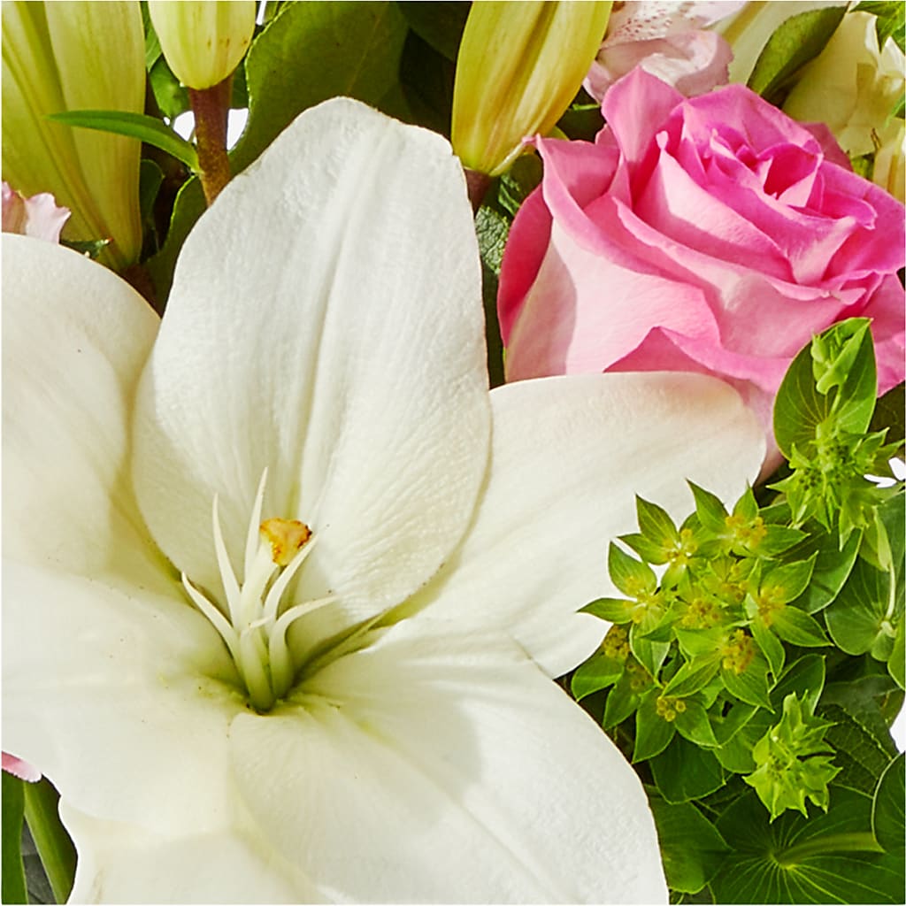 Fondly Bouquet – CAAN FLORAL & GREENHOUSES LLC, Sheboygan WI